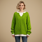 Dames trui met dikke kabels en inkeping in de kraag Jelle Jora Mode