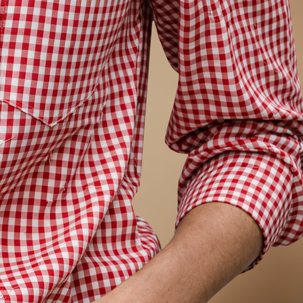 Damesblouse met lange mouwen ruitjespatroon en strik Jelle Jora Mode