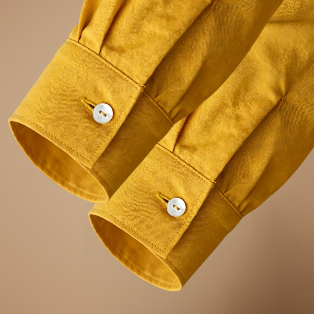 Damesblouse met losse pasvorm knoopsluiting en V-hals Jelle Jora Mode