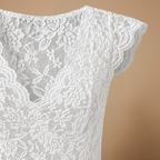 Damesblouse met kanten V-hals en korte mouwen Jelle Jora Mode