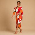 Dames midi-wikkeljurk met strikceintuur en abstract design Jelle Jora Mode