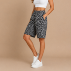 Dames bermudashort met luipaardprint en hoge taille Jelle Jora Mode