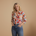 Damesblouse met bloemenprint en knopen Jelle Jora Mode