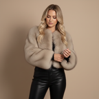 Dames jasje met donzige voering kort model winterontwerp Jelle Jora Mode