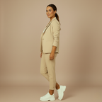 Effen kleurige kantoorpak blazer en joggingbroek set Jelle Jora Mode