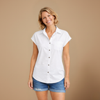 Vrouwenblouse met losse pasvorm mouwloos en met knopen Jelle Jora Mode