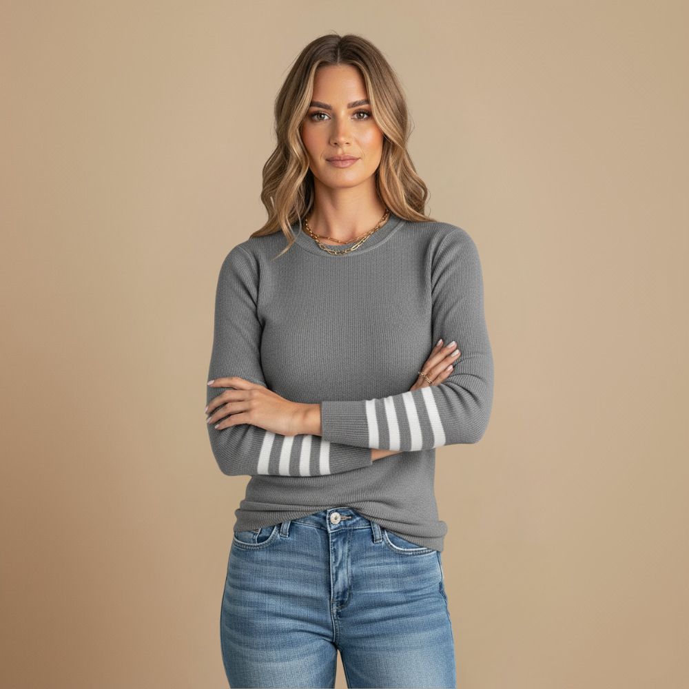 Gestreepte gebreide trui met lange mouwen Jelle Jora Mode