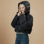 Damesjas met voering hoge taille en capuchon kort model Jelle Jora Mode