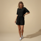 Wafelgebreide top met korte mouwen en korte broek Jelle Jora Mode