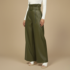 Hoge taille wijde pijpen losse pasvorm Jelle Jora Mode