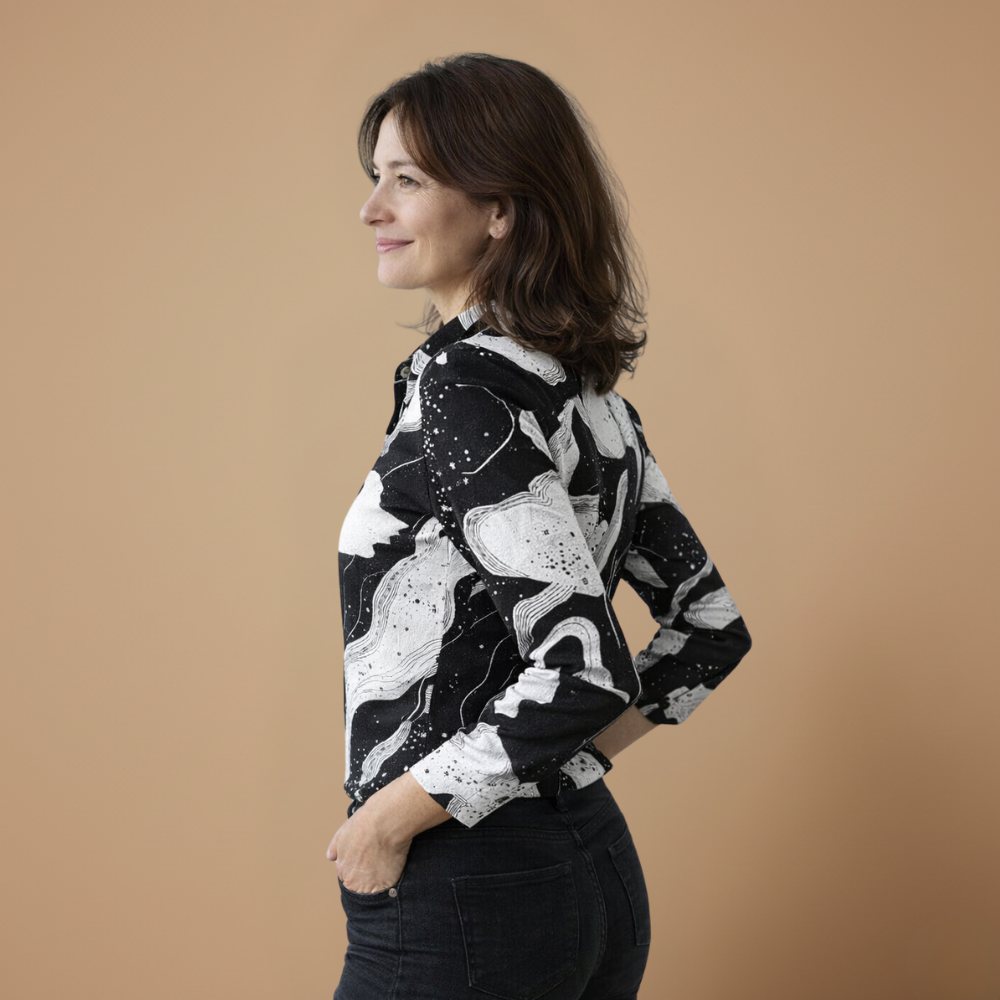 Dames blouse met print en lange mouwen met knoopsluiting Jelle Jora Mode