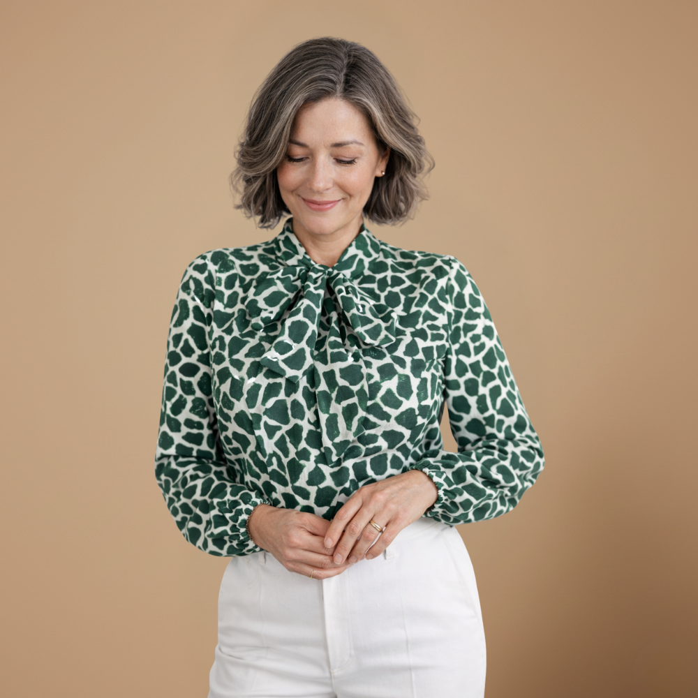 Damesblouse met stropdas en lange mouwen Jelle Jora Mode