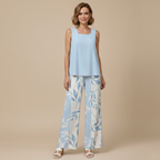 Dames relaxed fit zomerset met mouwloze blouse en broek Jelle Jora Mode