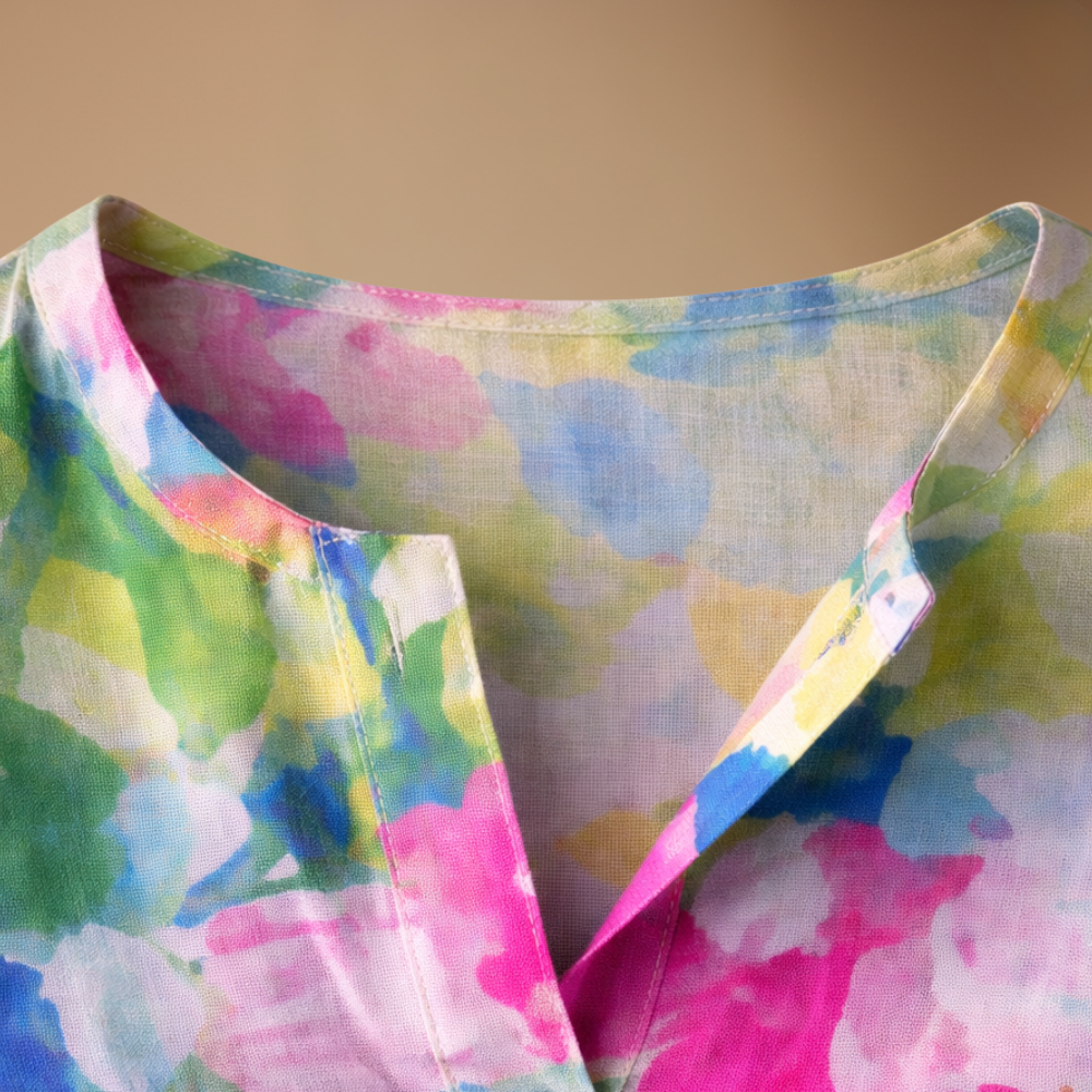 Damesblouse met bloemenprint en V-hals Jelle Jora Mode
