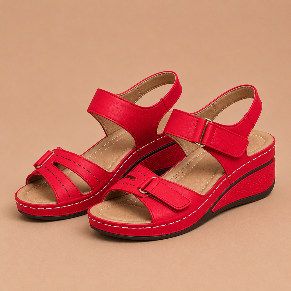 Dames platformsandalen met sleehak en verstelbare band Jelle Jora Mode