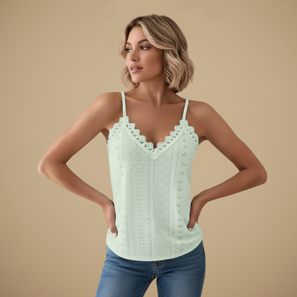 Zomerse crop top met kanten rand en V-hals voor dames Jelle Jora Mode