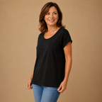Casual dames top met V-hals en korte mouwen voor de zomer Jelle Jora Mode