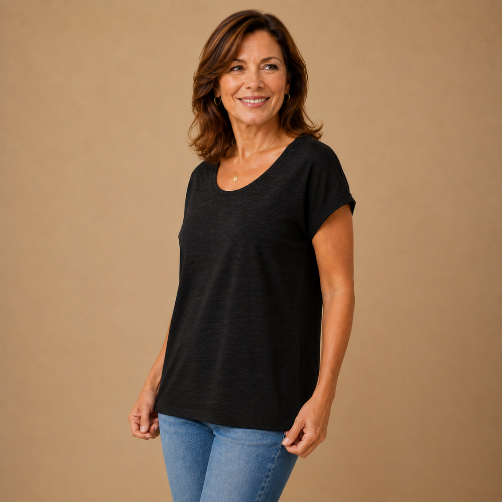 Casual dames top met V-hals en korte mouwen voor de zomer Jelle Jora Mode