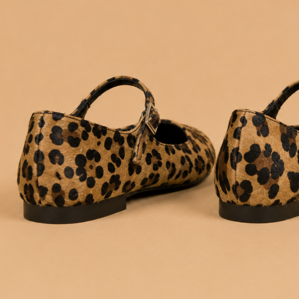 Damesschoenen met drie gespen en luipaardprint Jelle Jora Mode