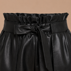 Damesshort met hoge taille en ceintuur Jelle Jora Mode