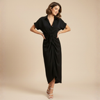 Minimalistische midi-jurk met ruches en strikbandjes voor dames Jelle Jora Mode