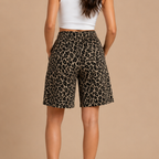Dames bermudashort met luipaardprint en hoge taille Jelle Jora Mode