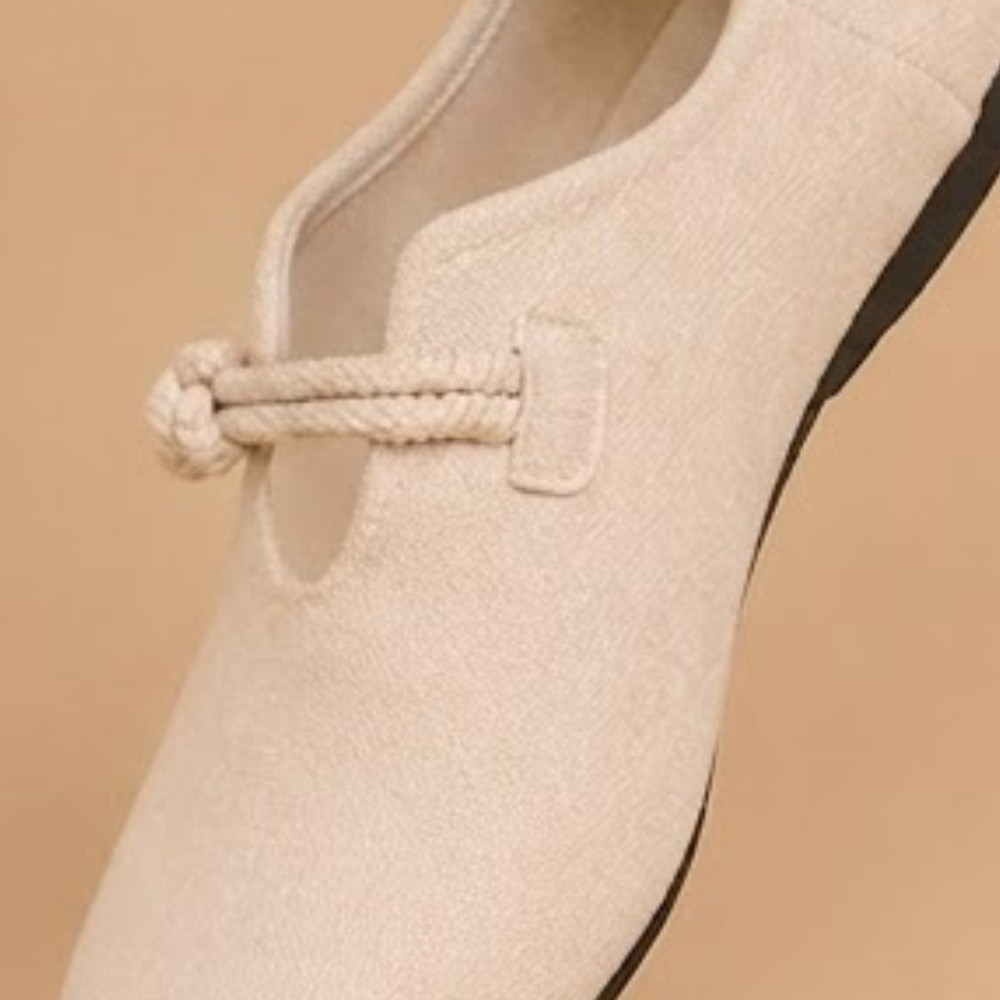 Damesloafers met touwknopen en instapmodel Jelle Jora Mode