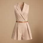 Dames mouwloze V-hals korte jumpsuit met ceintuur voor de zomer Jelle Jora Mode