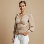 Chique Crop Top met V-hals en Strik Aan De Achterkant Jelle Jora Mode