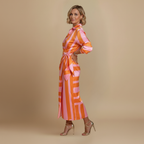 Dames midi-jurk met lange mouwen en overslag