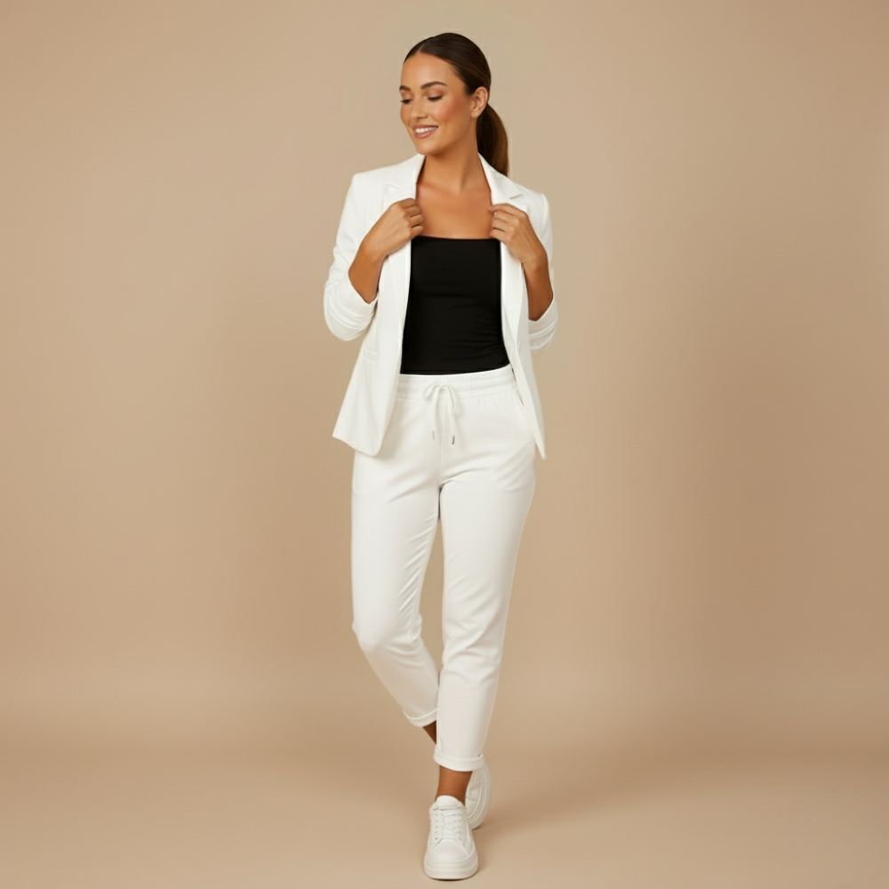 Effen kleurige kantoorpak blazer en joggingbroek set Jelle Jora Mode
