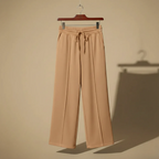 Loszittende casual broek met wijde pijpen voor dames Jelle Jora Mode