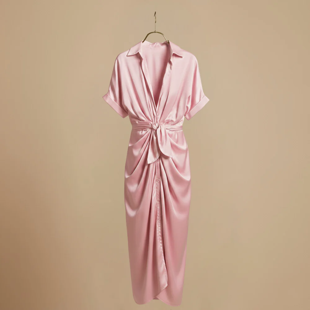 Minimalistische midi-jurk met ruches en strikbandjes voor dames Jelle Jora Mode